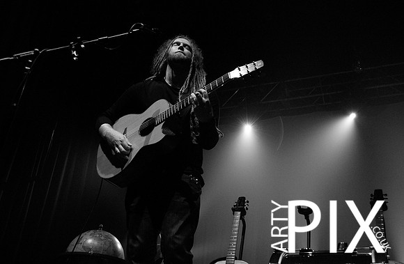 Newton Faulkner