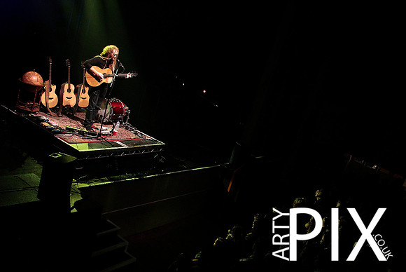 Newton Faulkner