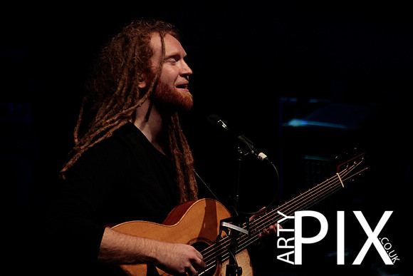 Newton Faulkner