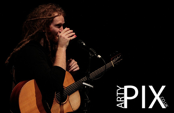 Newton Faulkner