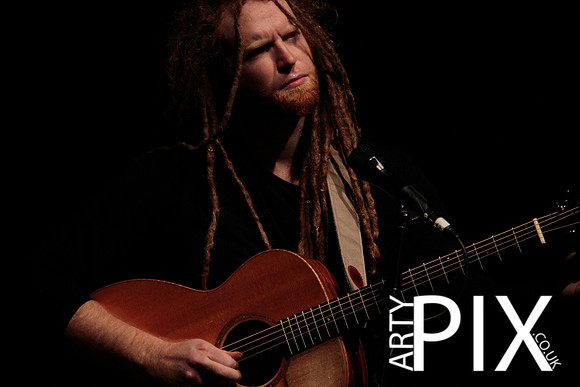 Newton Faulkner